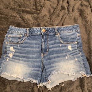 Midi waisted shorts